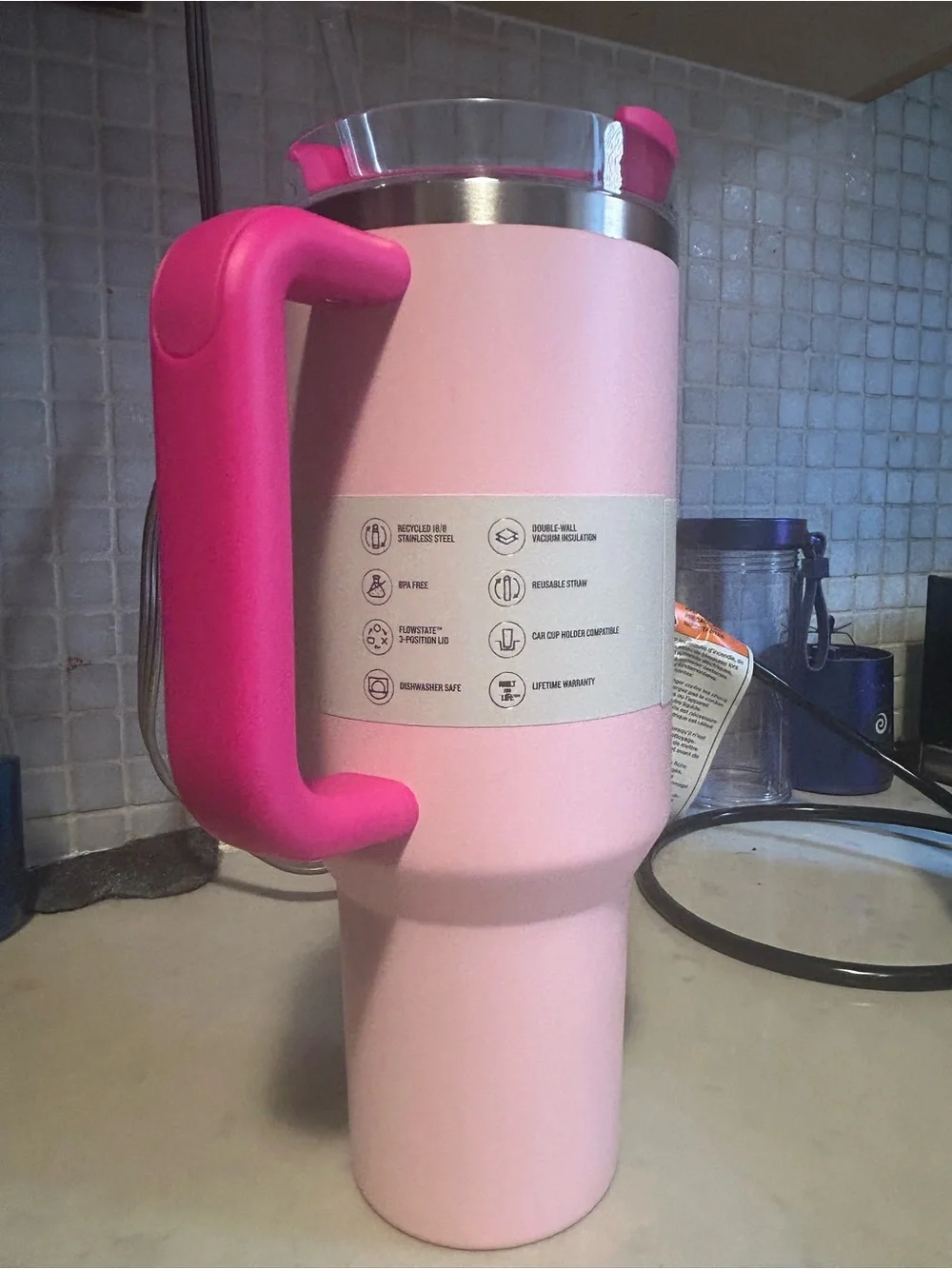 Stanley Flamingo 40 Oz H2.0 FlowState Quencher Tumbler NWT
